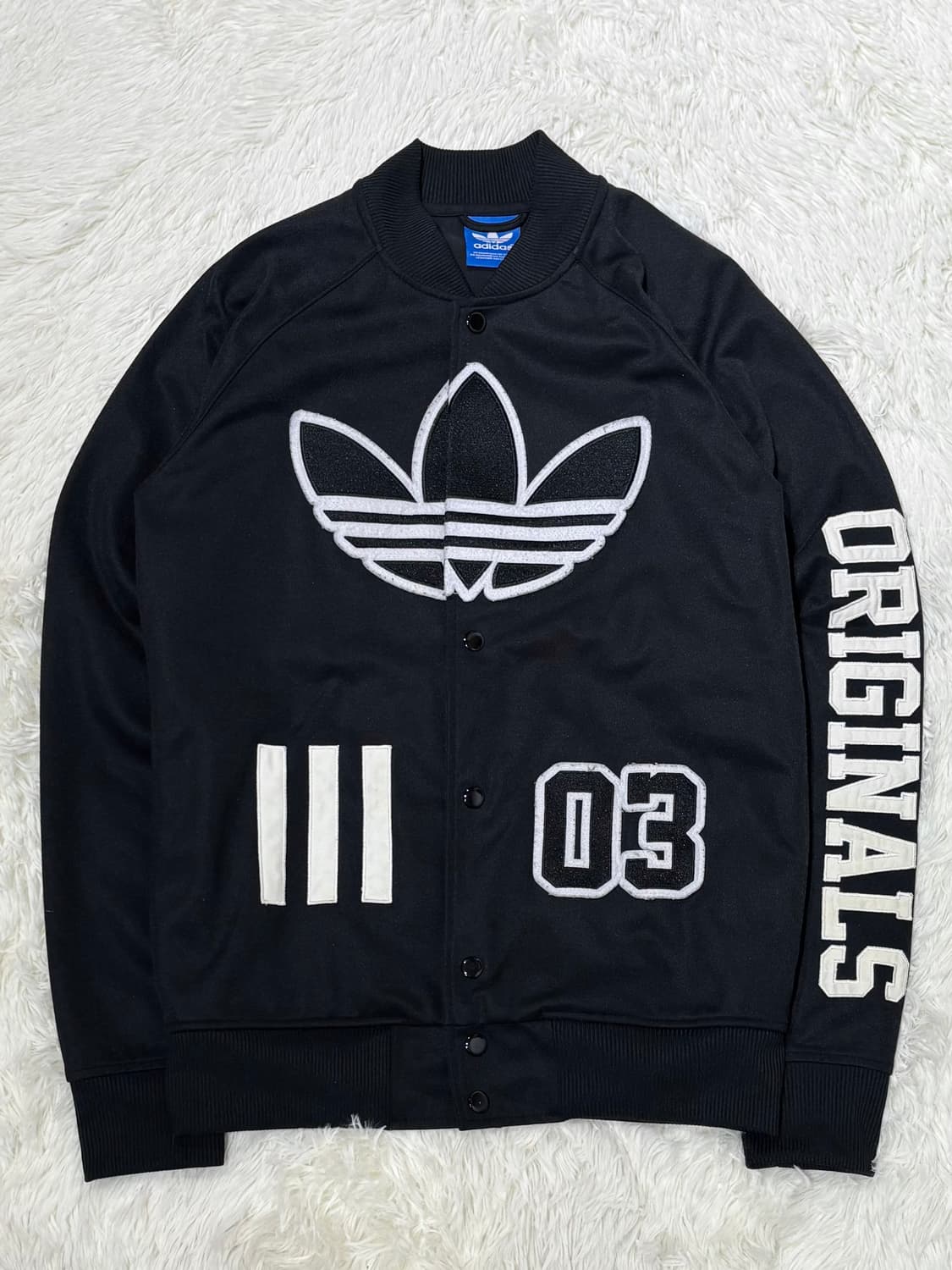 아디다스 블랙 빅로고 트랙탑 상품이미지3