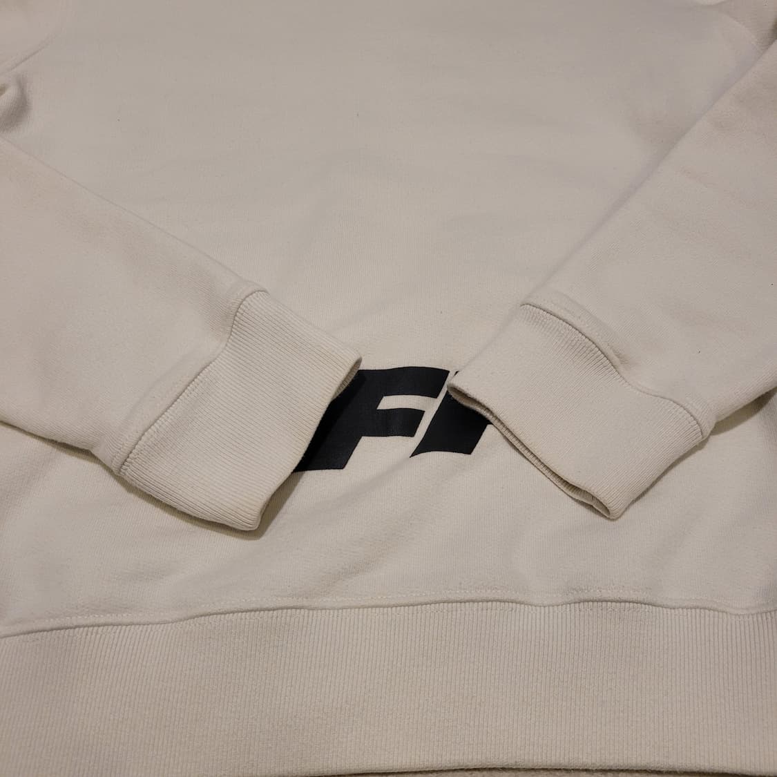 오프화이트 18FW 로고프린팅 맨투맨 XS 상품이미지6