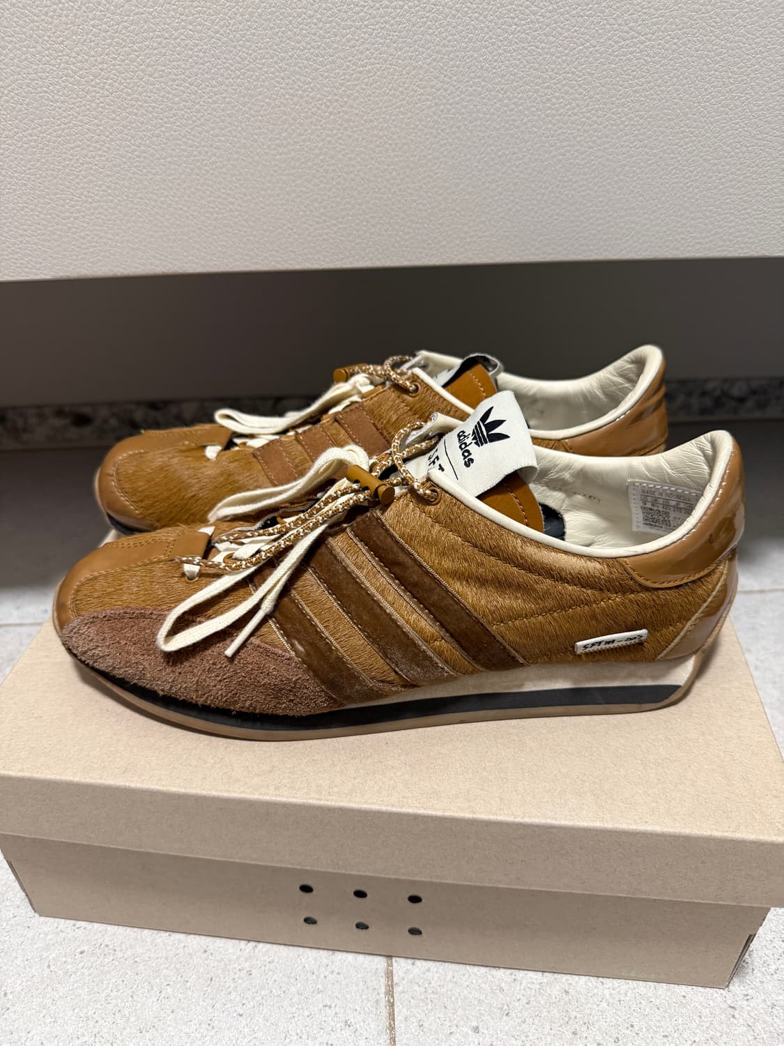 아디다스 송포더뮤트 컨트리 OG 브라운 상품이미지1