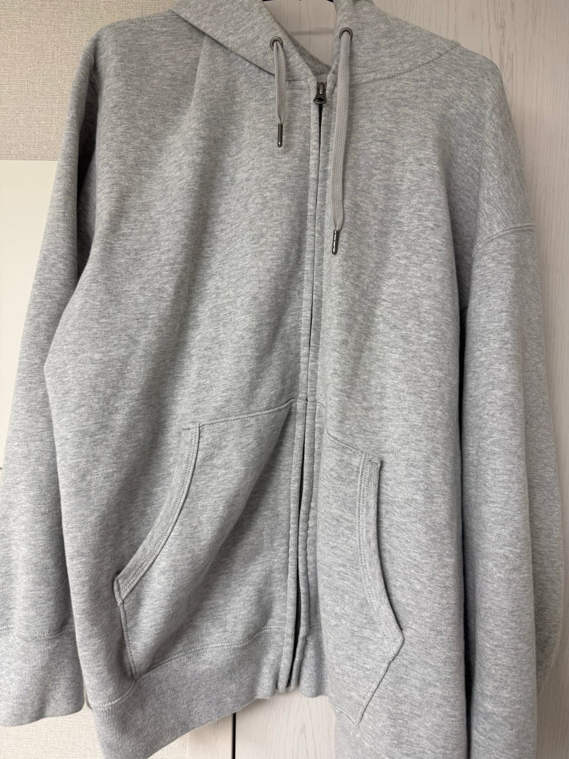 유니클로 후드집업 상품이미지1