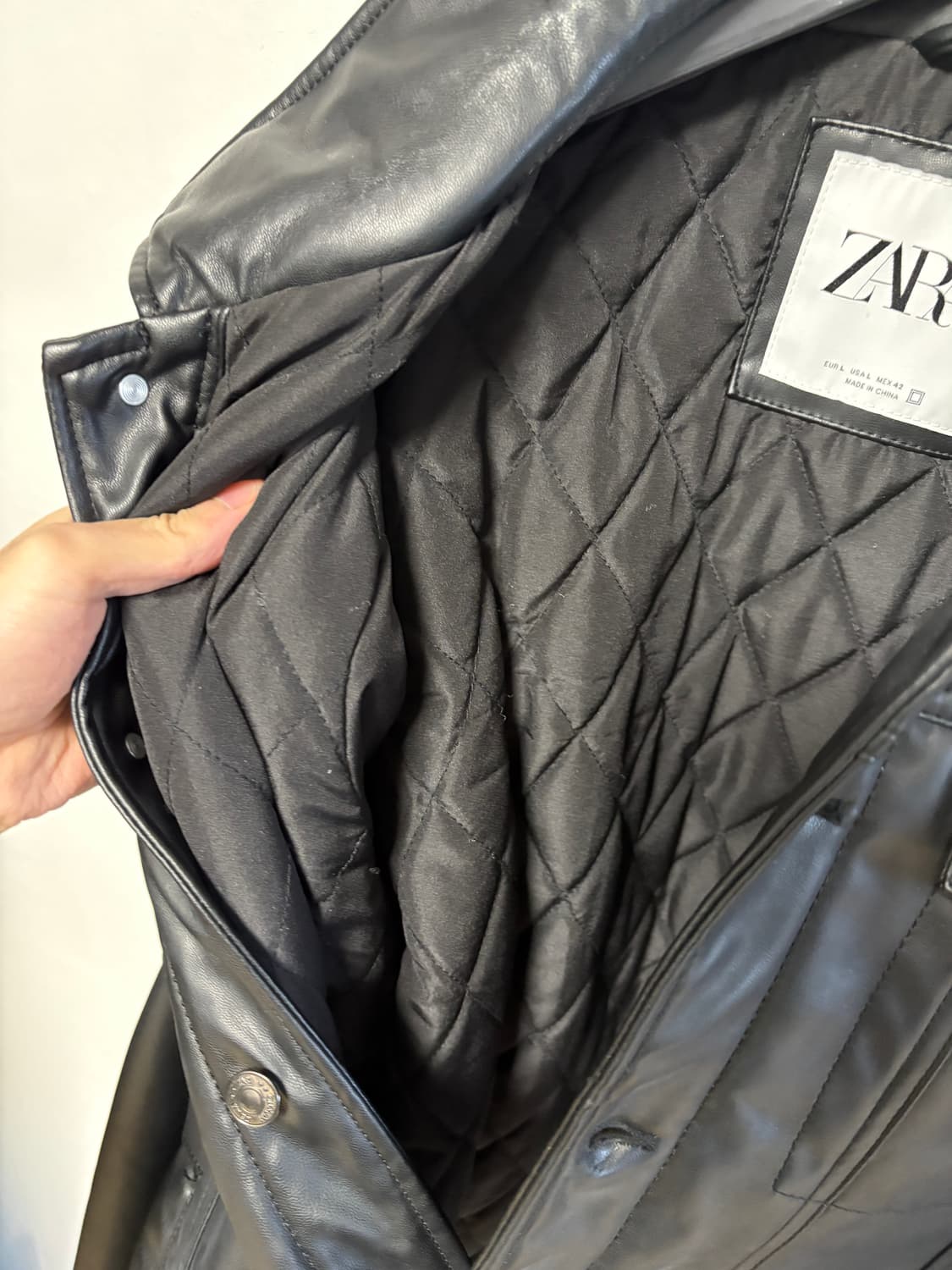 자라 레더 누빔재킷 상품이미지4