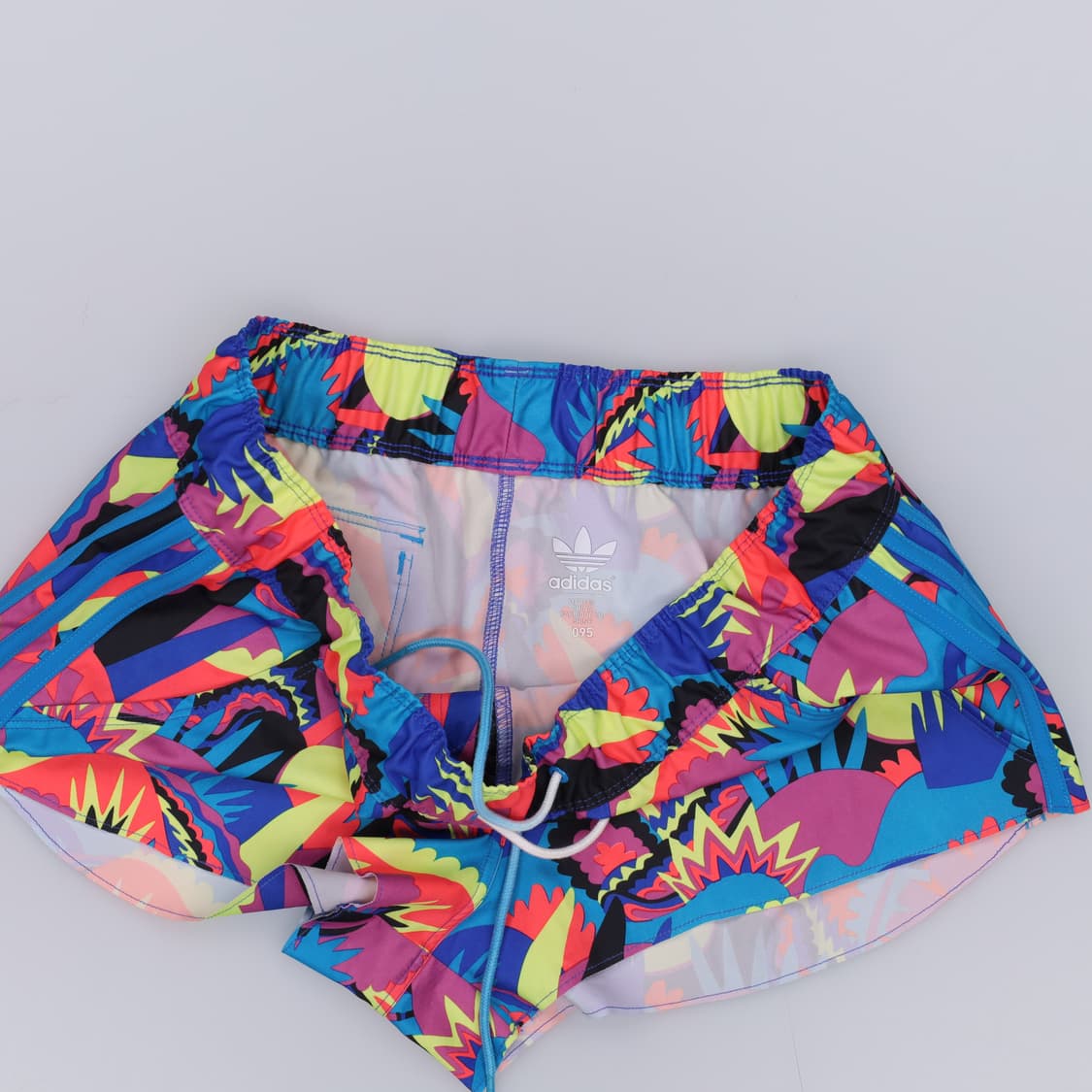 95 아디다스 여성 패턴 쇼츠 0420H1 상품이미지3