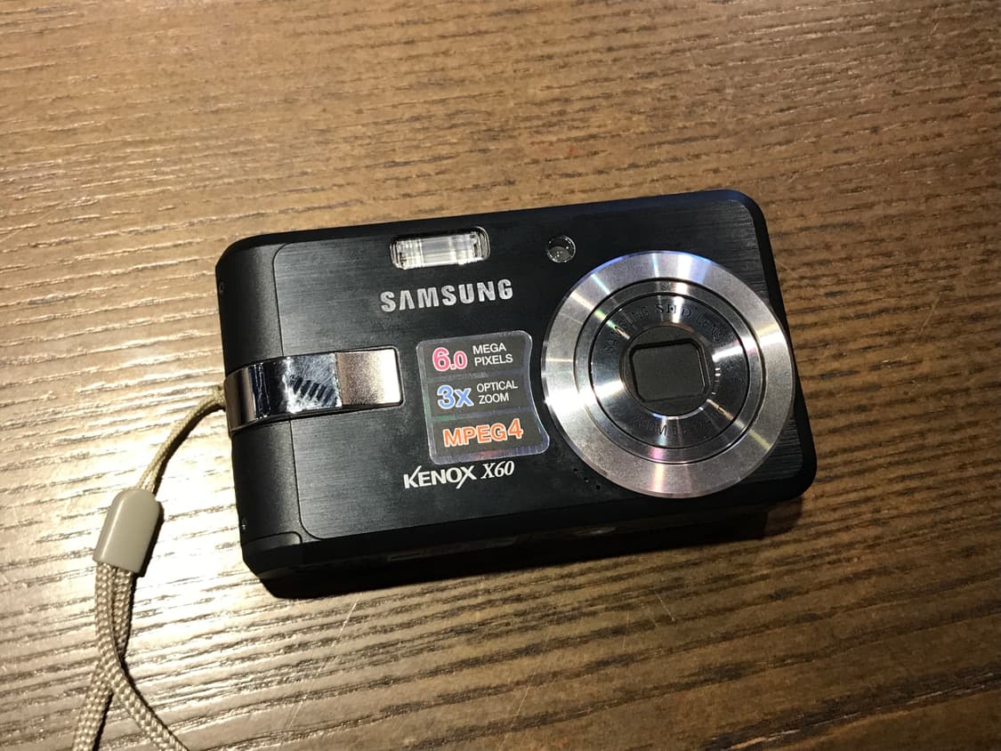 [입문디카 추천] 삼성 케녹스 x60 빈티지 디지털 카메라 상품이미지1