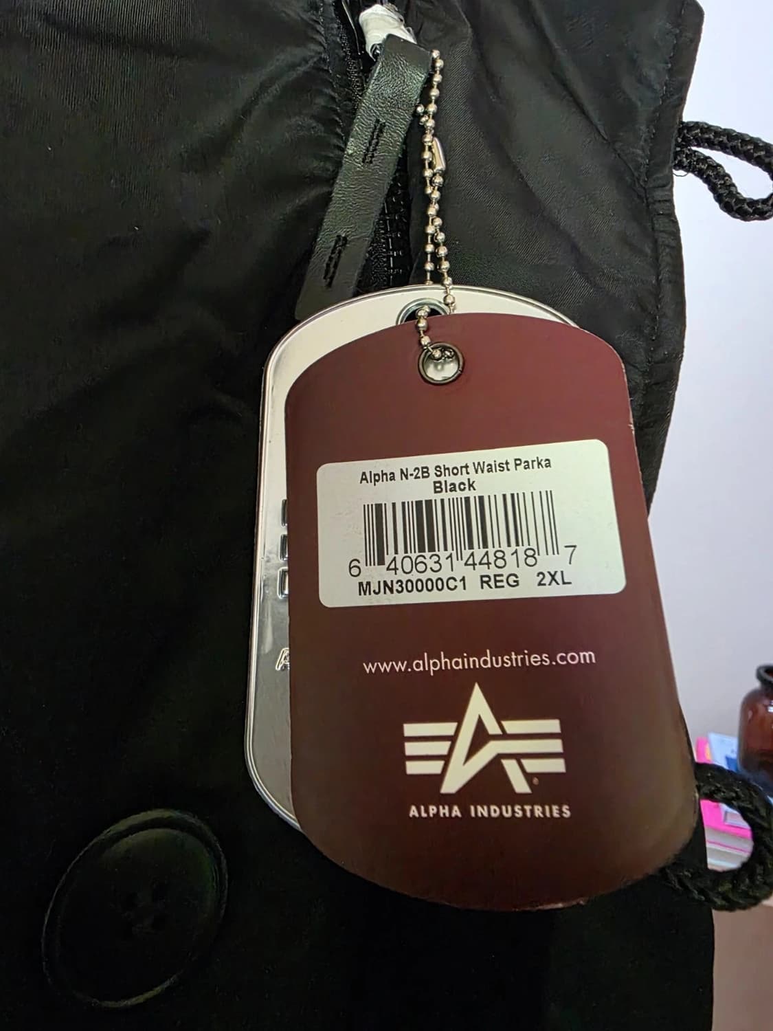 알파 인더스트리 N-2B 리테일 파카 블랙 상품이미지4