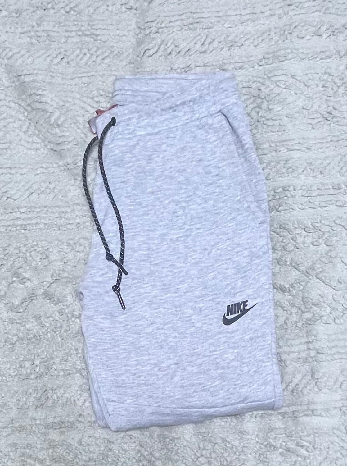 나이키 테크팩 바지 판매합니다 상품이미지2