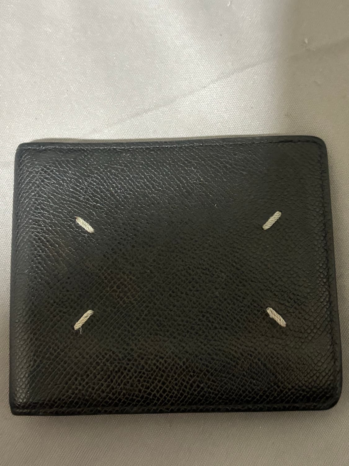 메종 마르지엘라 블랙 사피아노 반지갑 상품이미지1