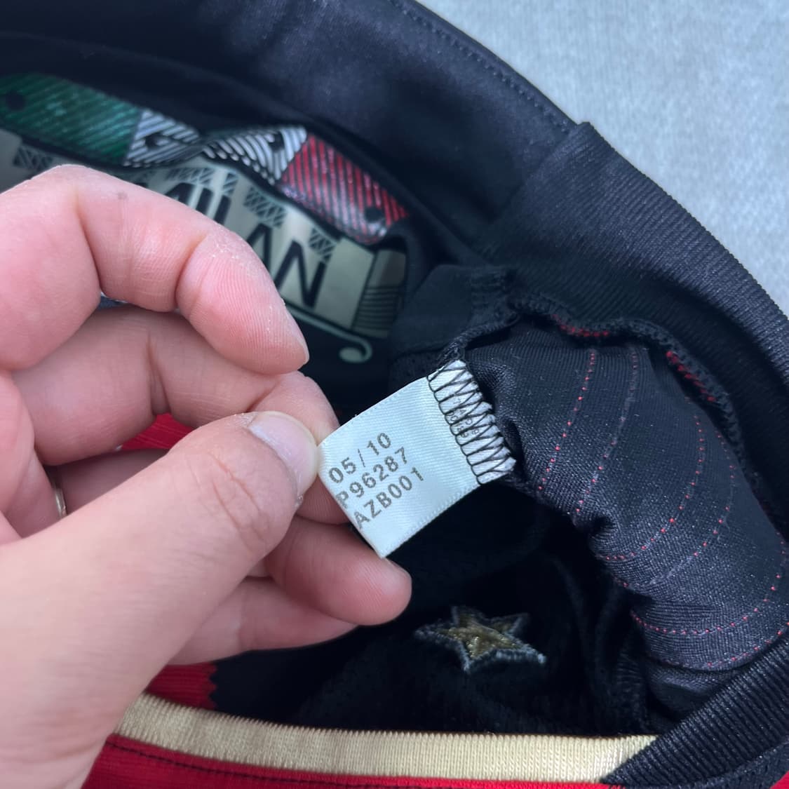 100 아디다스 10-11 AC밀란 홈 긴팔 유니폼 상품이미지4