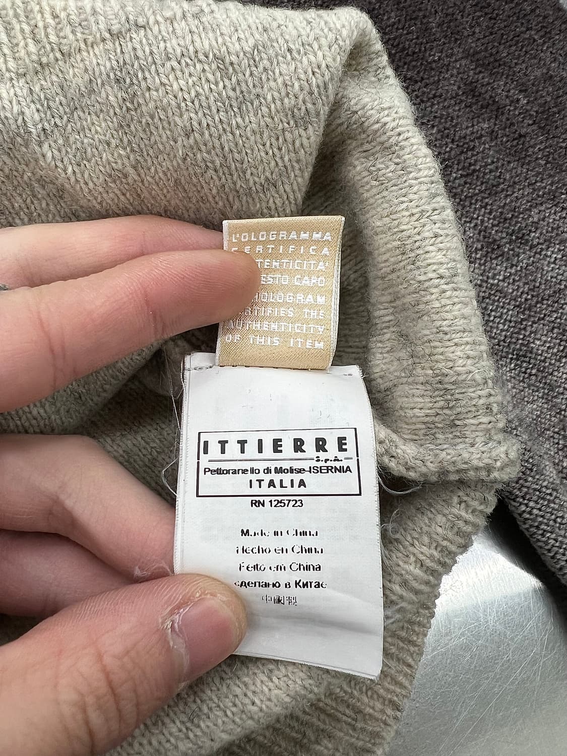 존 갈리아노 옴브레 그라데이션 브이넥 니트 가디건 상품이미지9