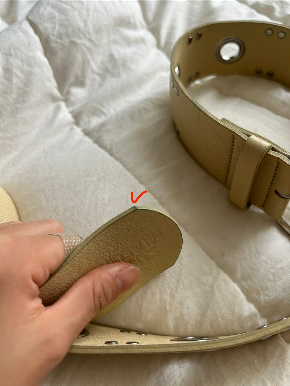 샌드뮤지엄 EYELET LEATHER BELT [Butter Yellow 상품이미지5