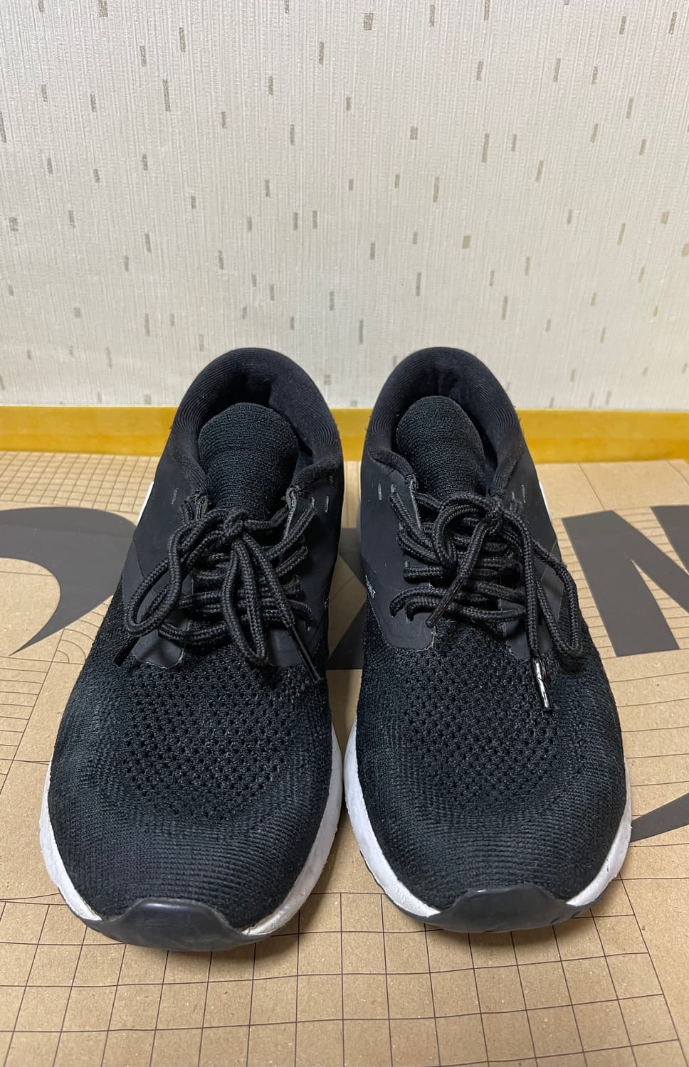 나이키 우먼스 오딧세이 리액트 2 플라이니트 240 상품이미지2