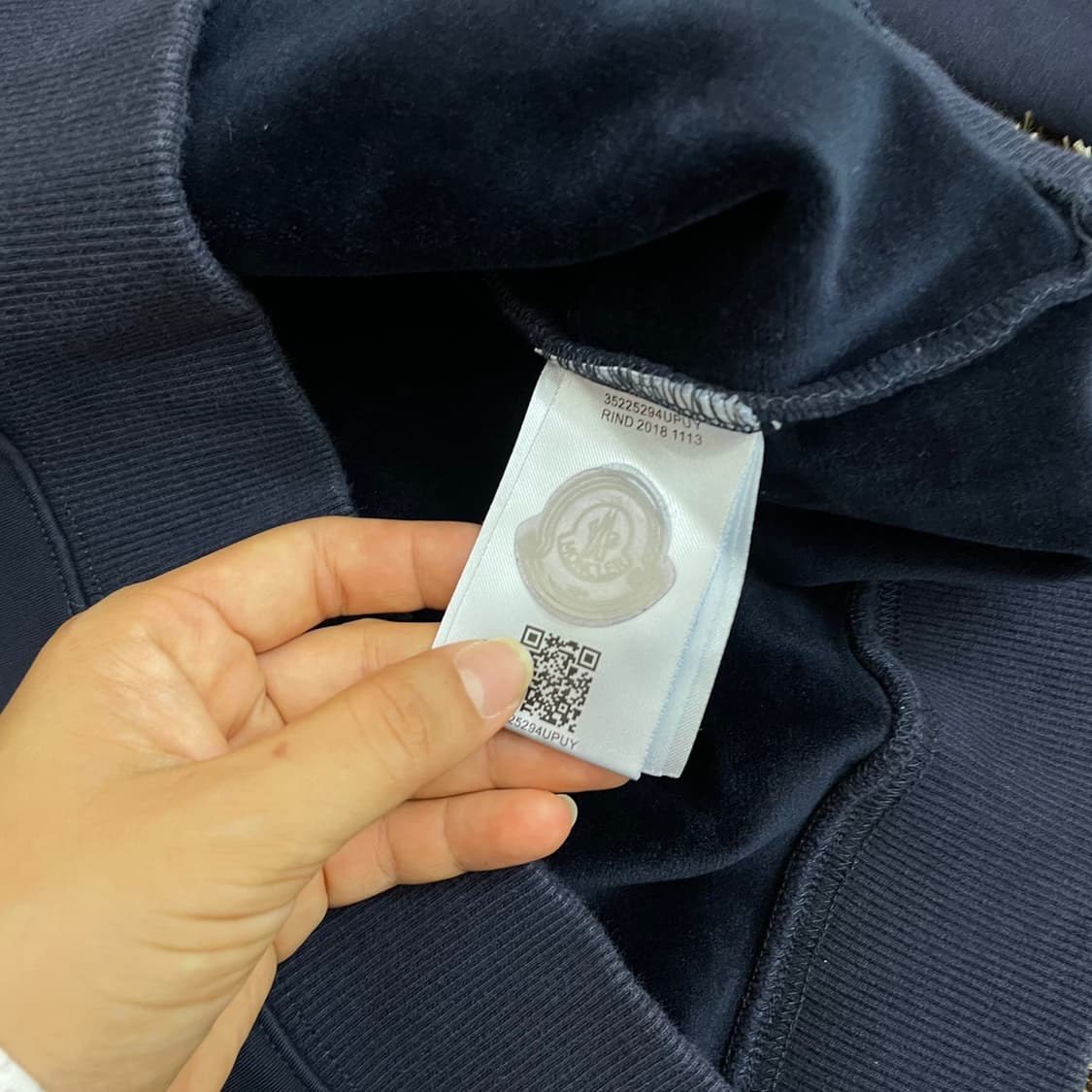 몽클레어 Moncler 네이비 빅로고 기모 맨투맨 L 상품이미지3