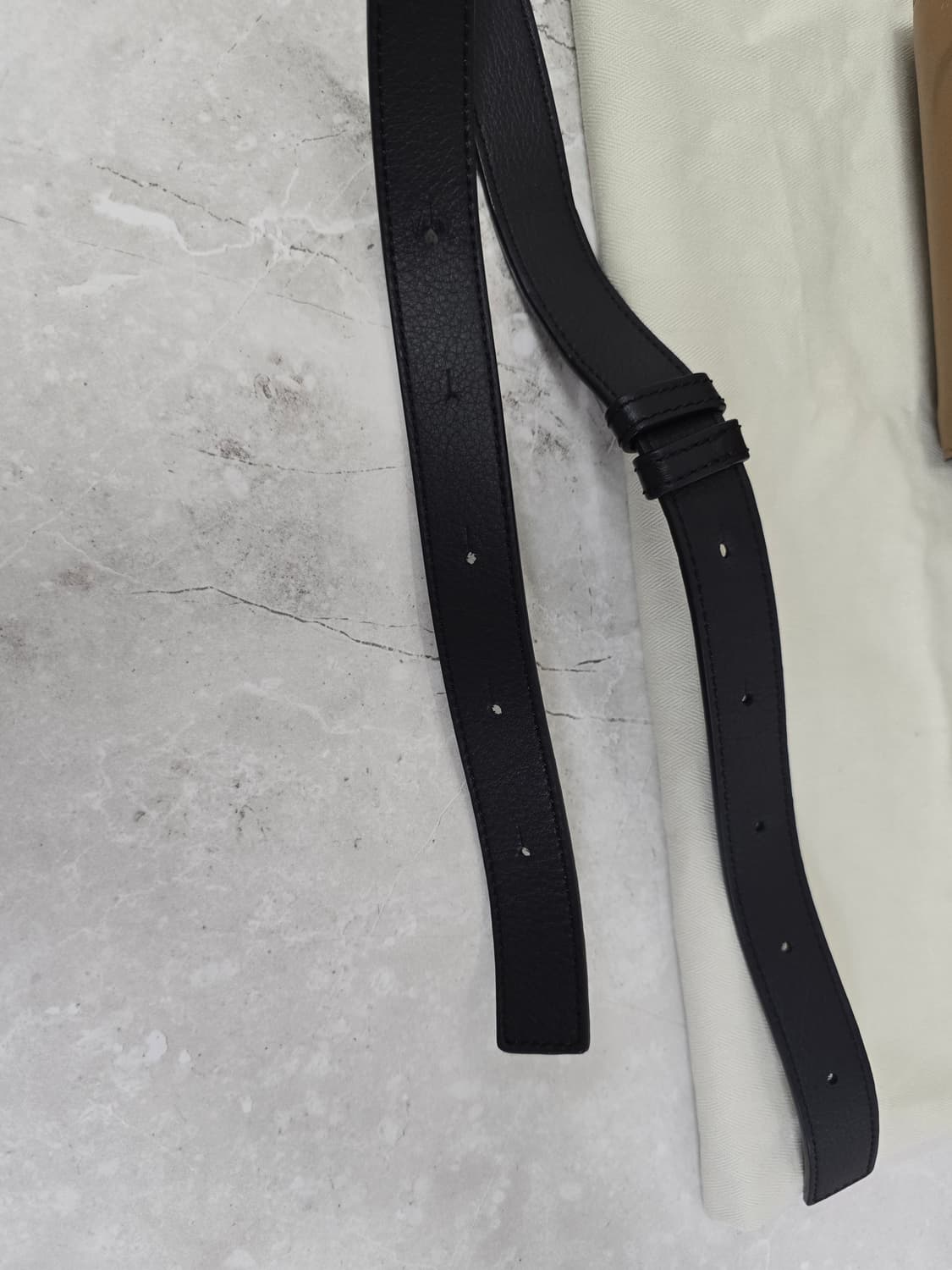 로에베 해먹백 스몰 판매 상품이미지2