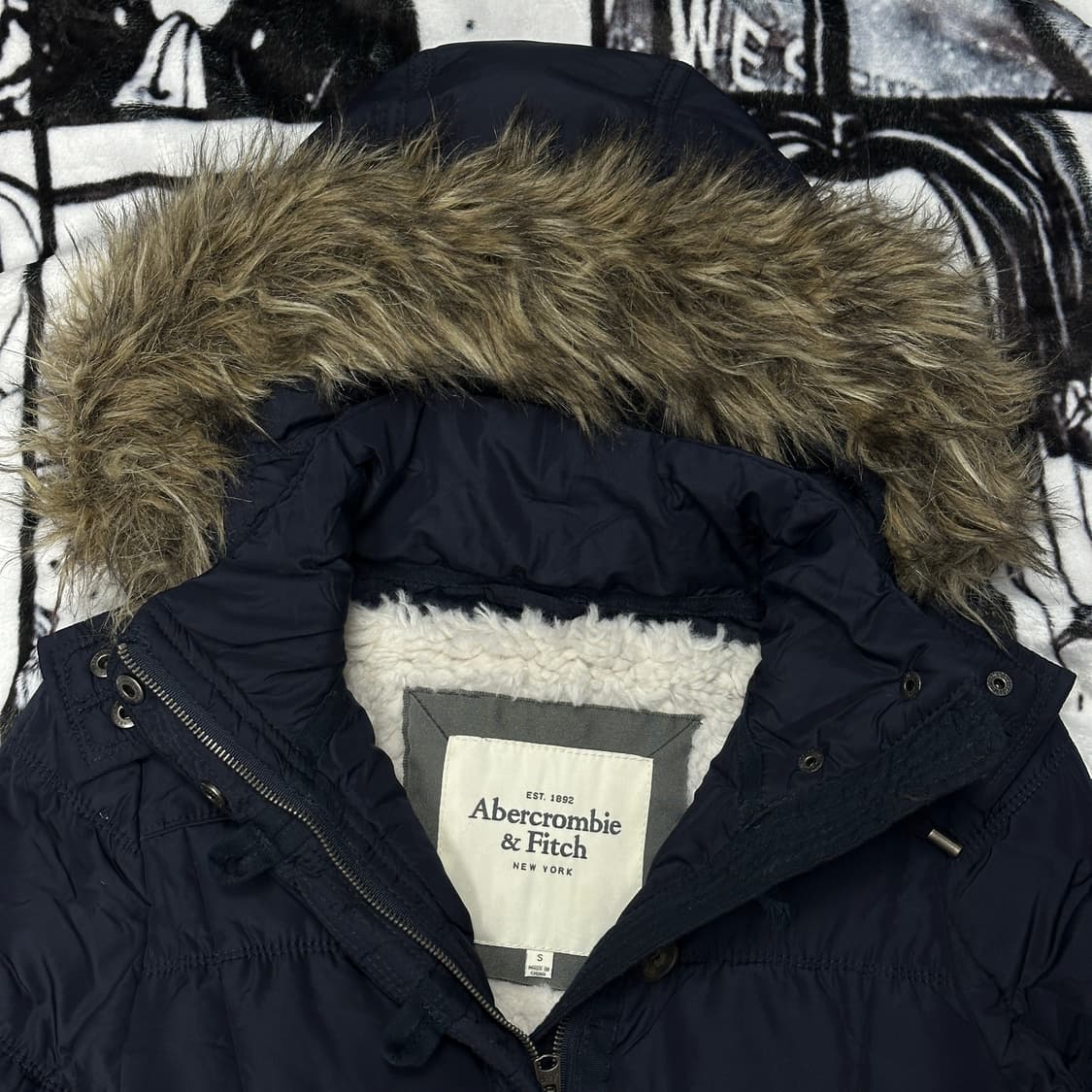 희귀매물)아베크롬비 울프죠 푸퍼 패딩 상품이미지4