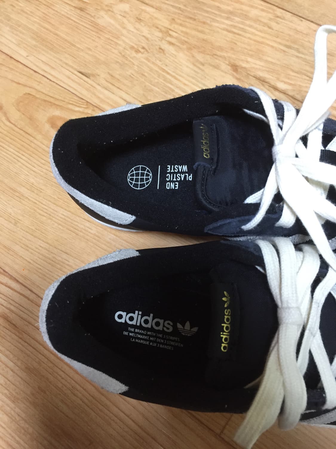 아디디스 슈퍼스타 82 상품이미지4