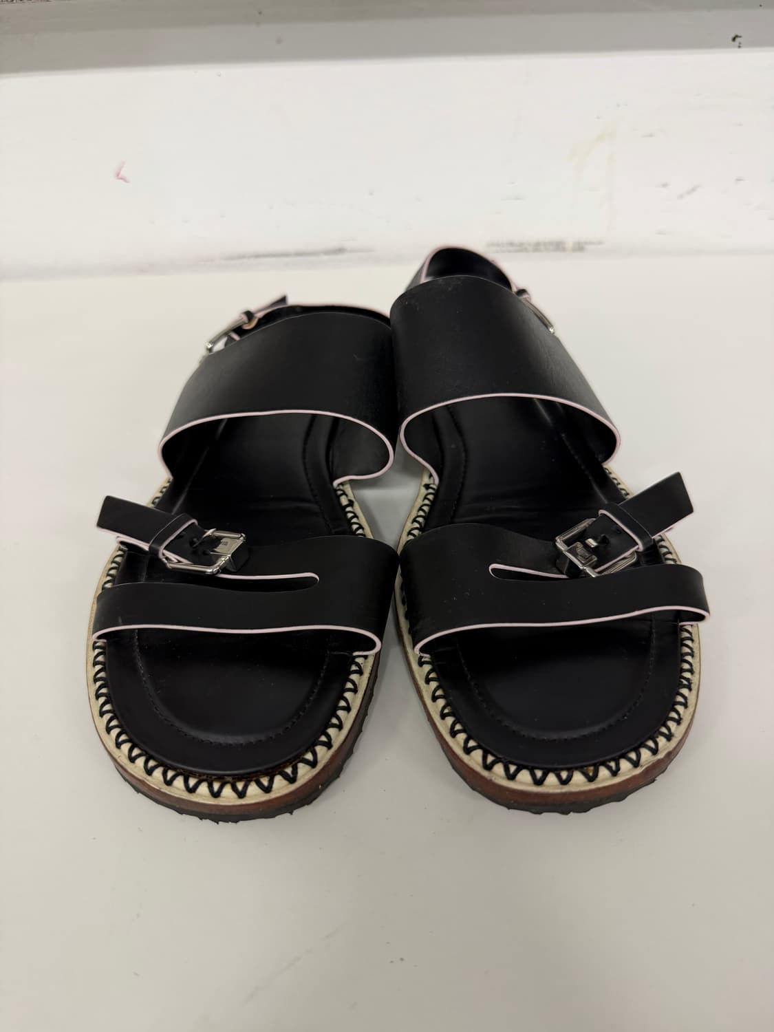 정품) TODS 토즈 여성 블랙 버클 스트랩 샌들 37 상품이미지1