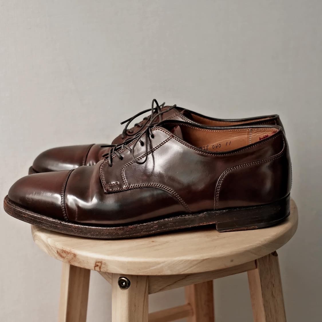 알든 2160 10D 코도반 스트레이트팁 더비 버건디 상품이미지3