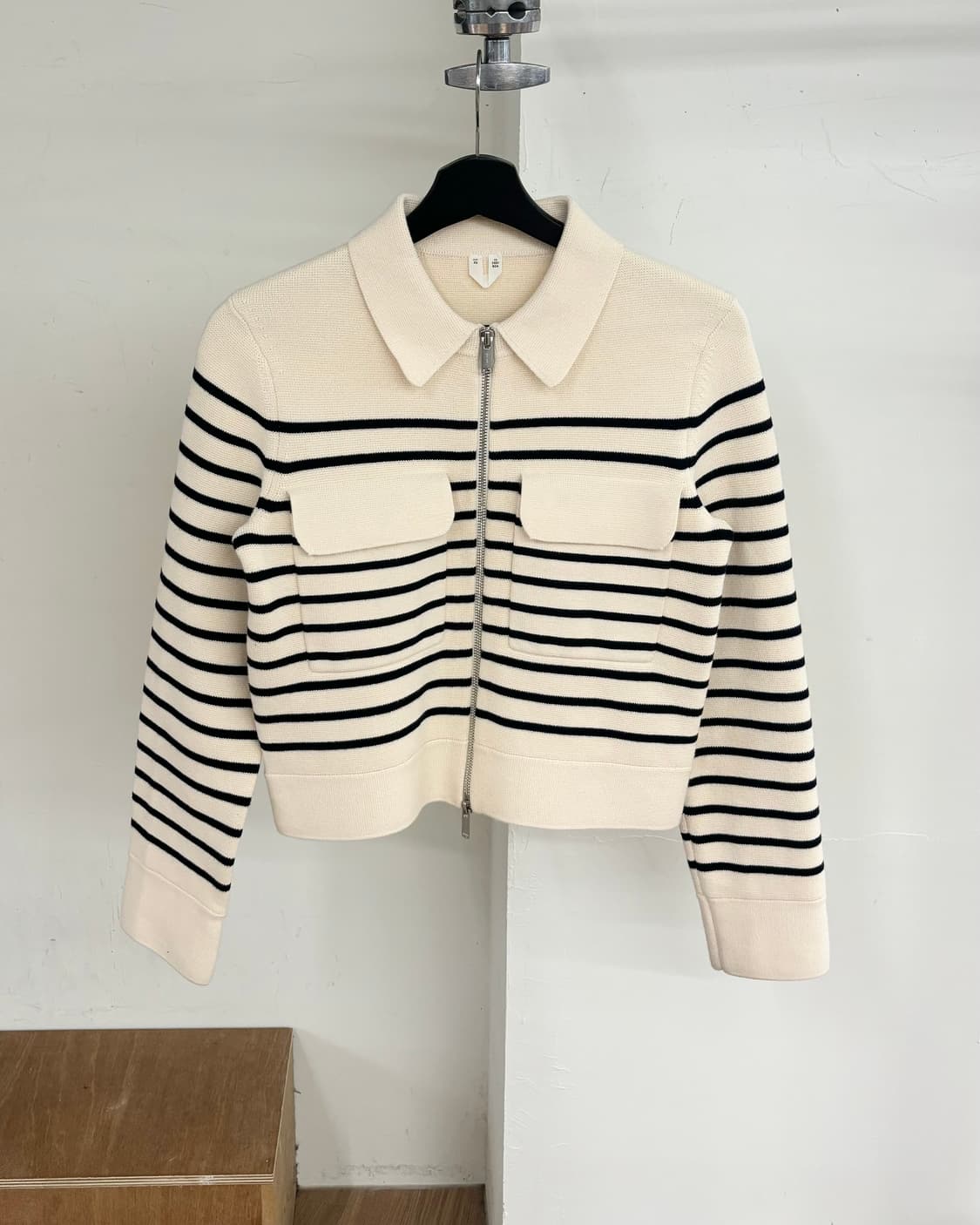 아르켓 오프 화이트/스트라이프 니티드 코튼 자켓 상품이미지1