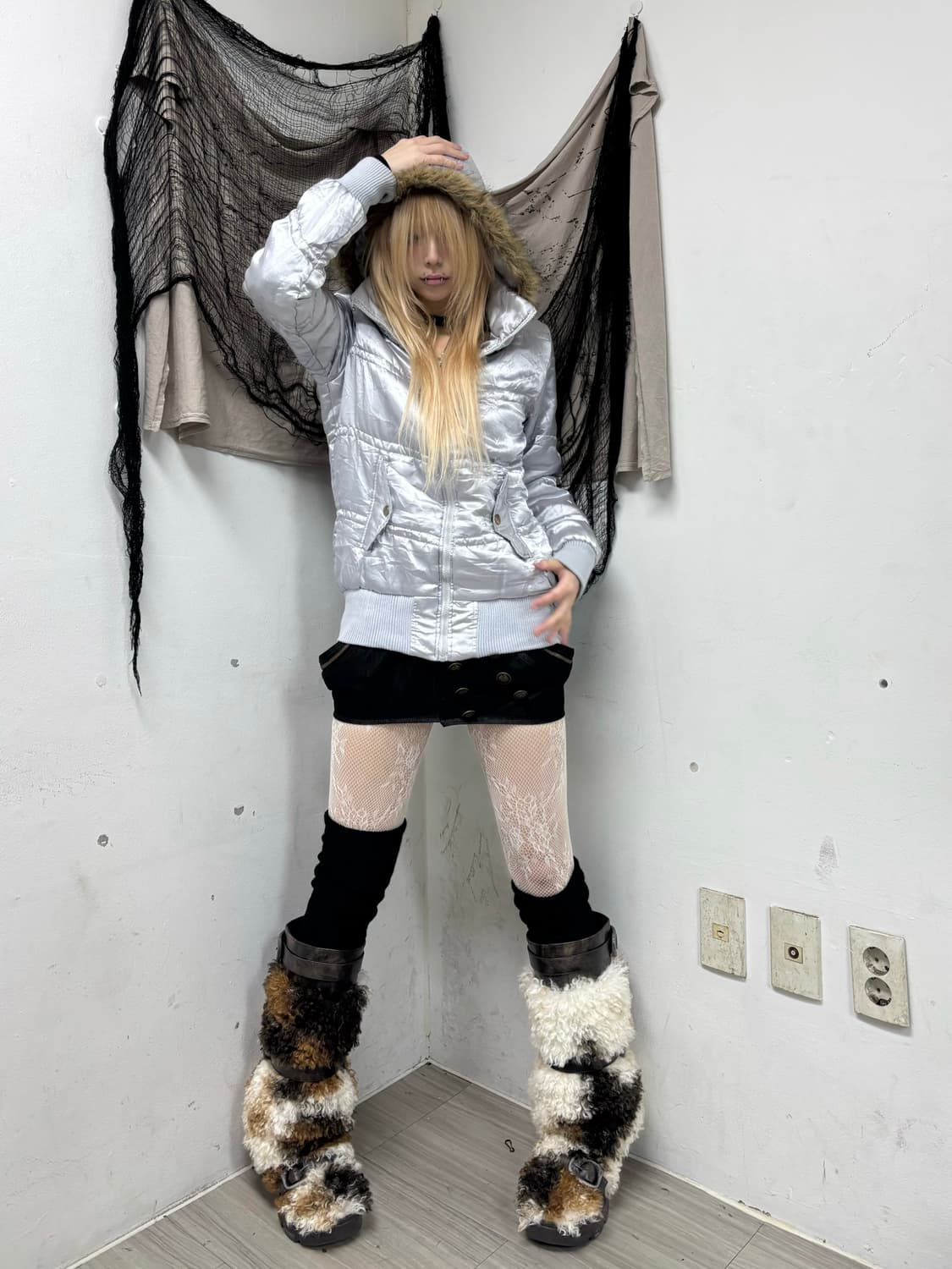 [PENDORA]2000s Mood Silver Fur Hoodie Pa 상품이미지2