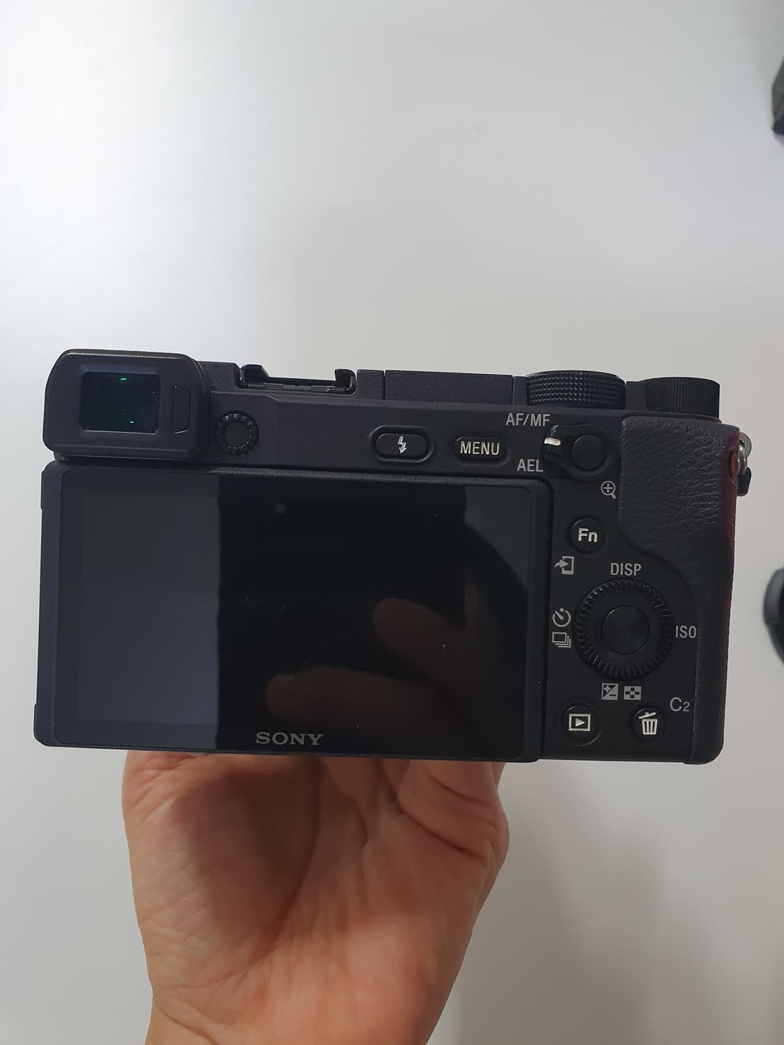 소니 A6400 미러리스 카메라 E 18-135mm 박스풀. A급 2대 상품이미지9