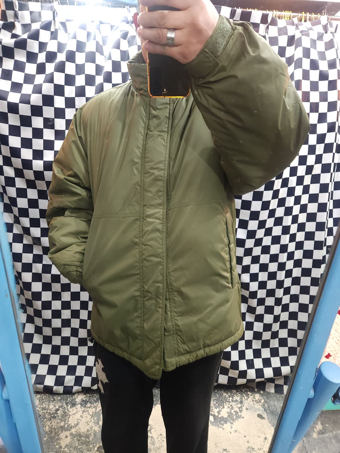 유니클로 90s 패디드 사파리 패딩 점퍼

 상품이미지10