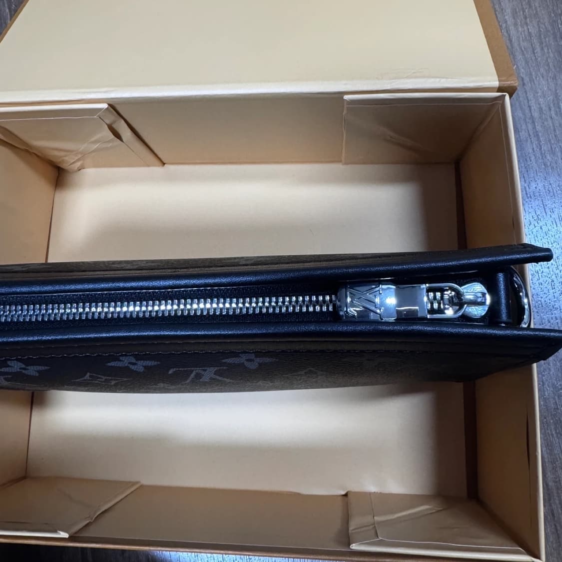 루이비통 가스통 크로스백 상품이미지3