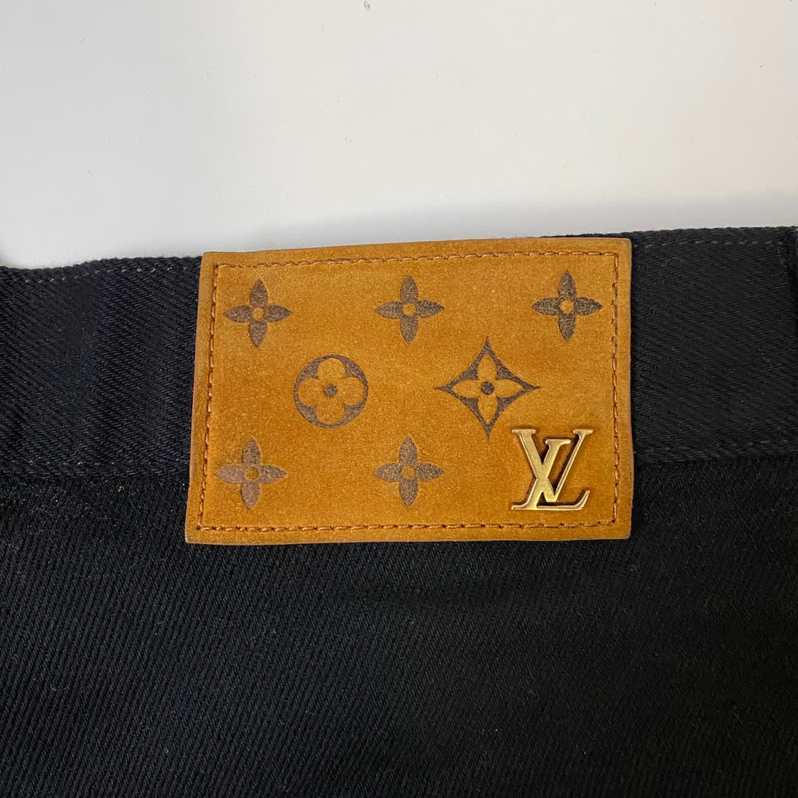 [32] 루이비통 모노그램 더블니 카펜터 팬츠 블랙 상품이미지7