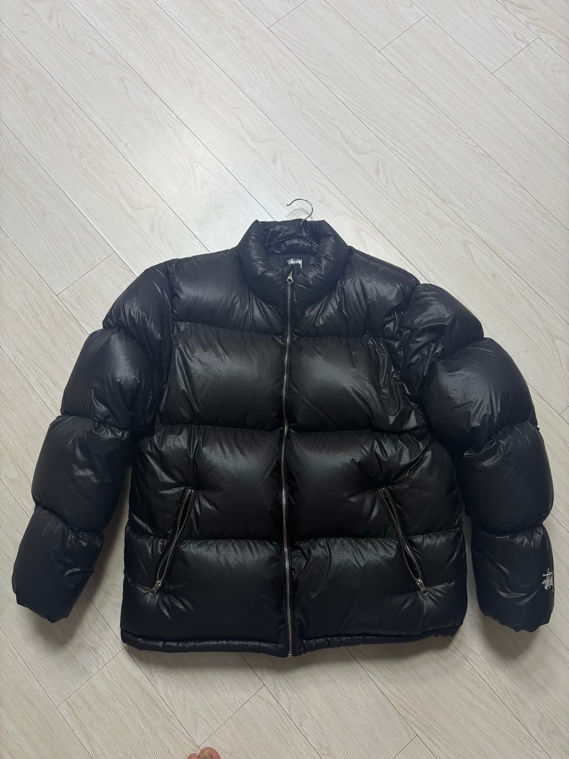 스투시 패딩 상품이미지1