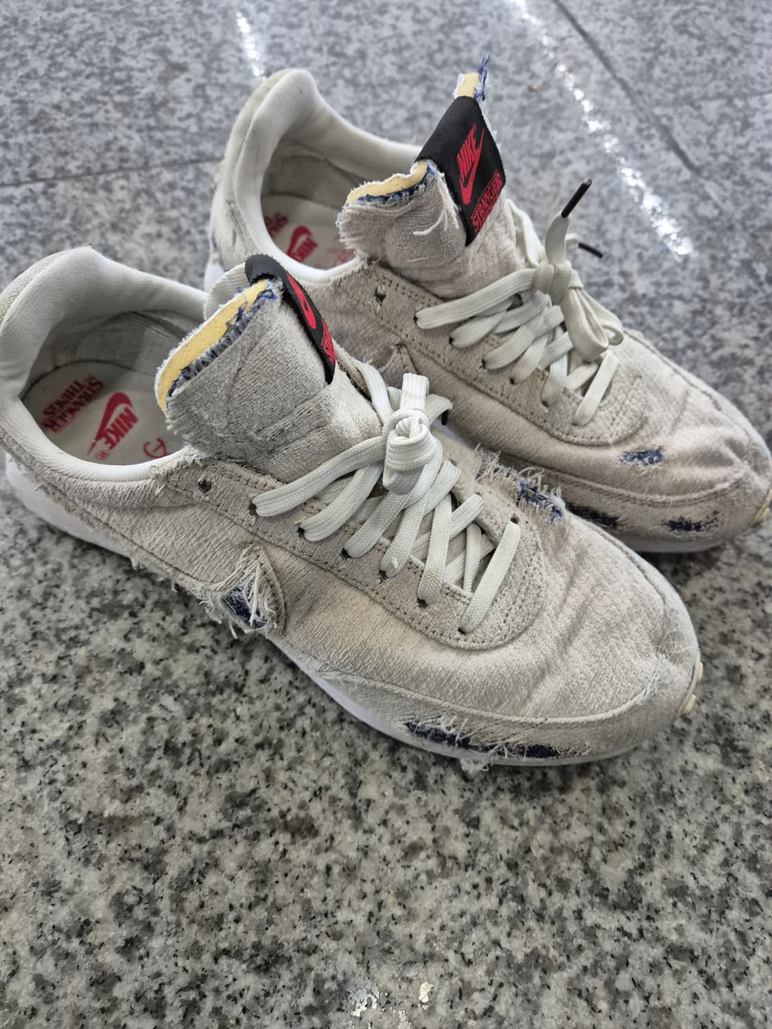 나이키x기묘한이야기 테일윈드 79 (265mm)팝니다 상품이미지3