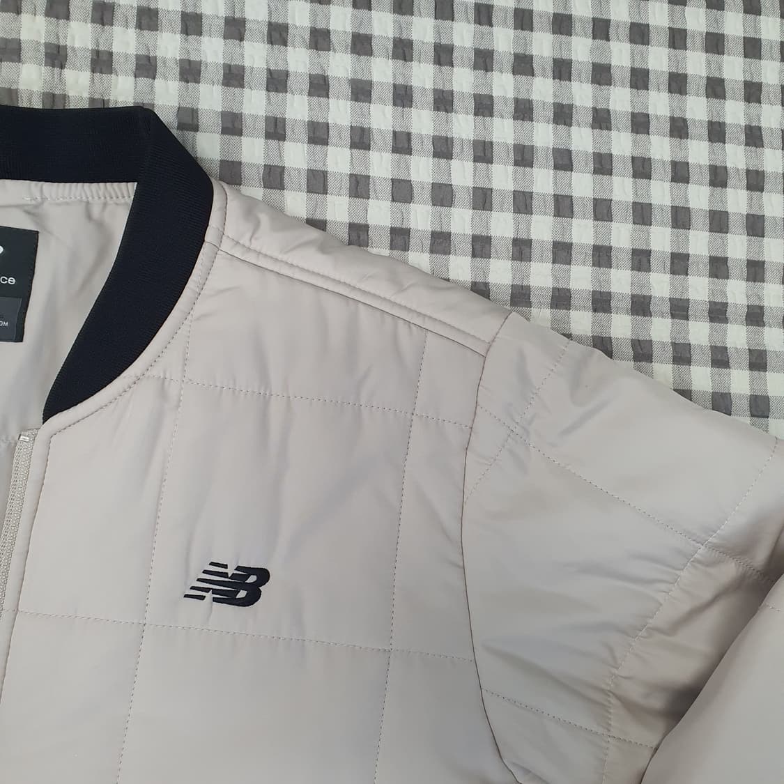 뉴발란스 경량패딩 자켓 남자95~100 상품이미지3