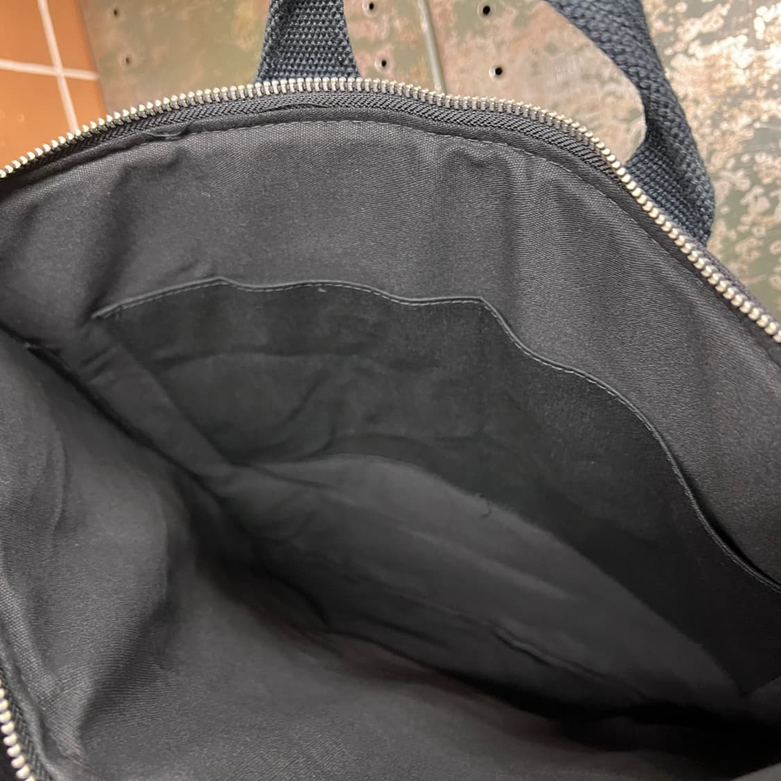 USA 캔버스 소재 헬멧백 블랙 새상품 크로스끈 포함 상품이미지7