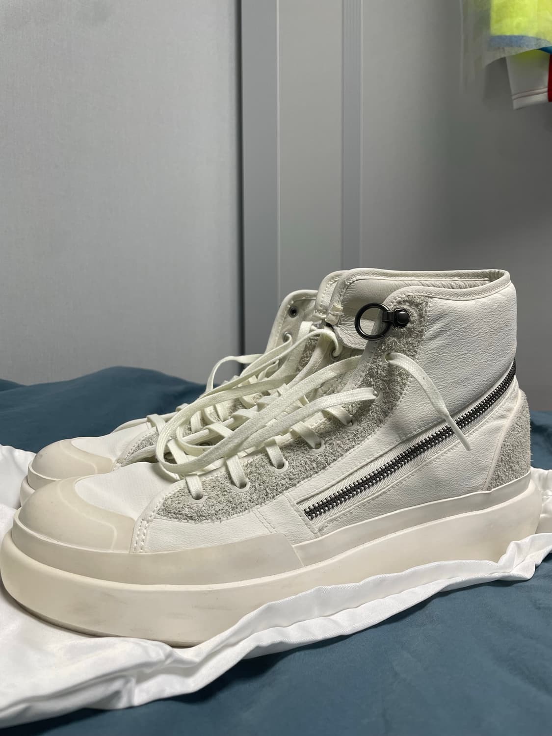 Y-3 아자투 코트 하이탑 스니커즈 상품이미지1