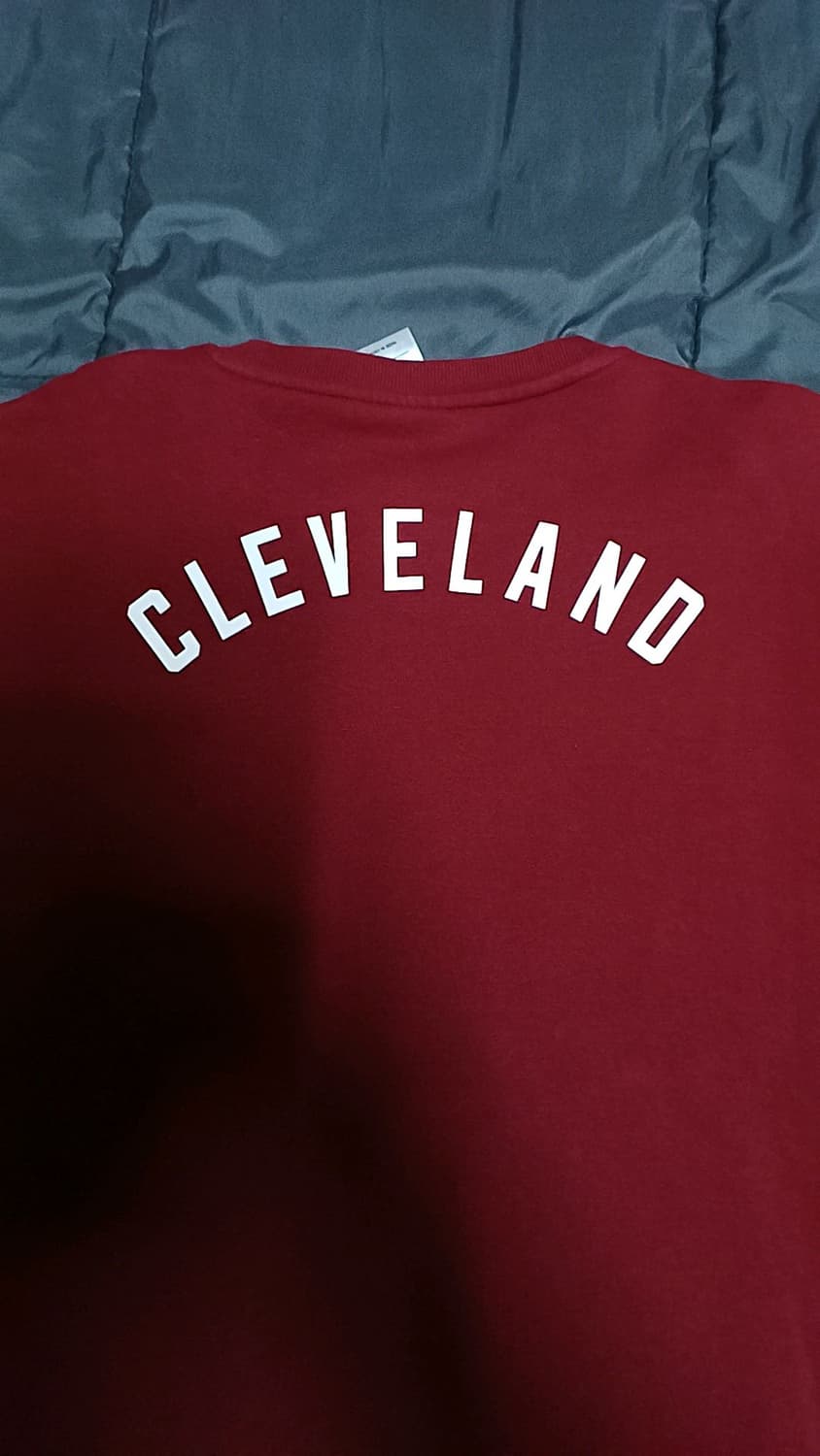 아디다스 클리블랜드 기모맨투맨 실측105 가슴58 기장73 상품이미지4