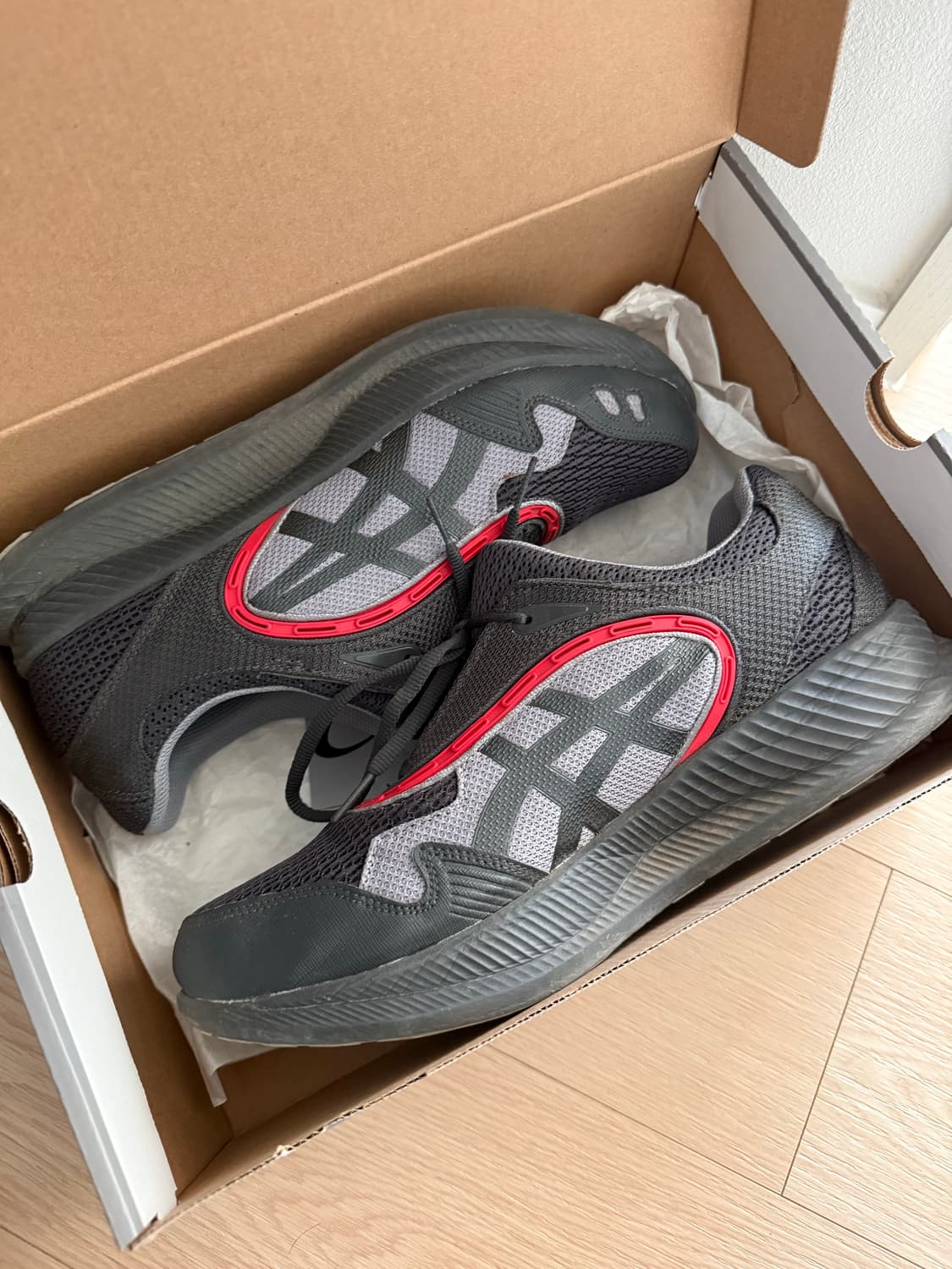 [285] 아식스 키코코스타디노브 젤 글라이드라이트 3 그레이파이트그레이 상품이미지2