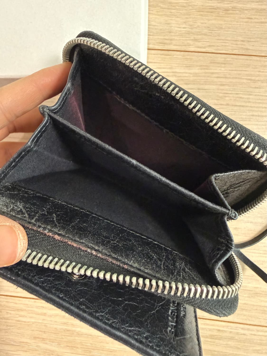 발렌시아가 모터 반지갑 상품이미지5