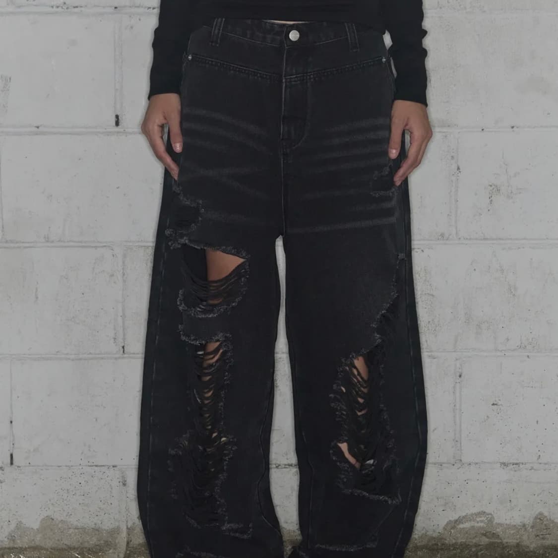 팬시클럽 워시드 데미지 데님 팬츠 블랙 1사이즈 상품이미지1