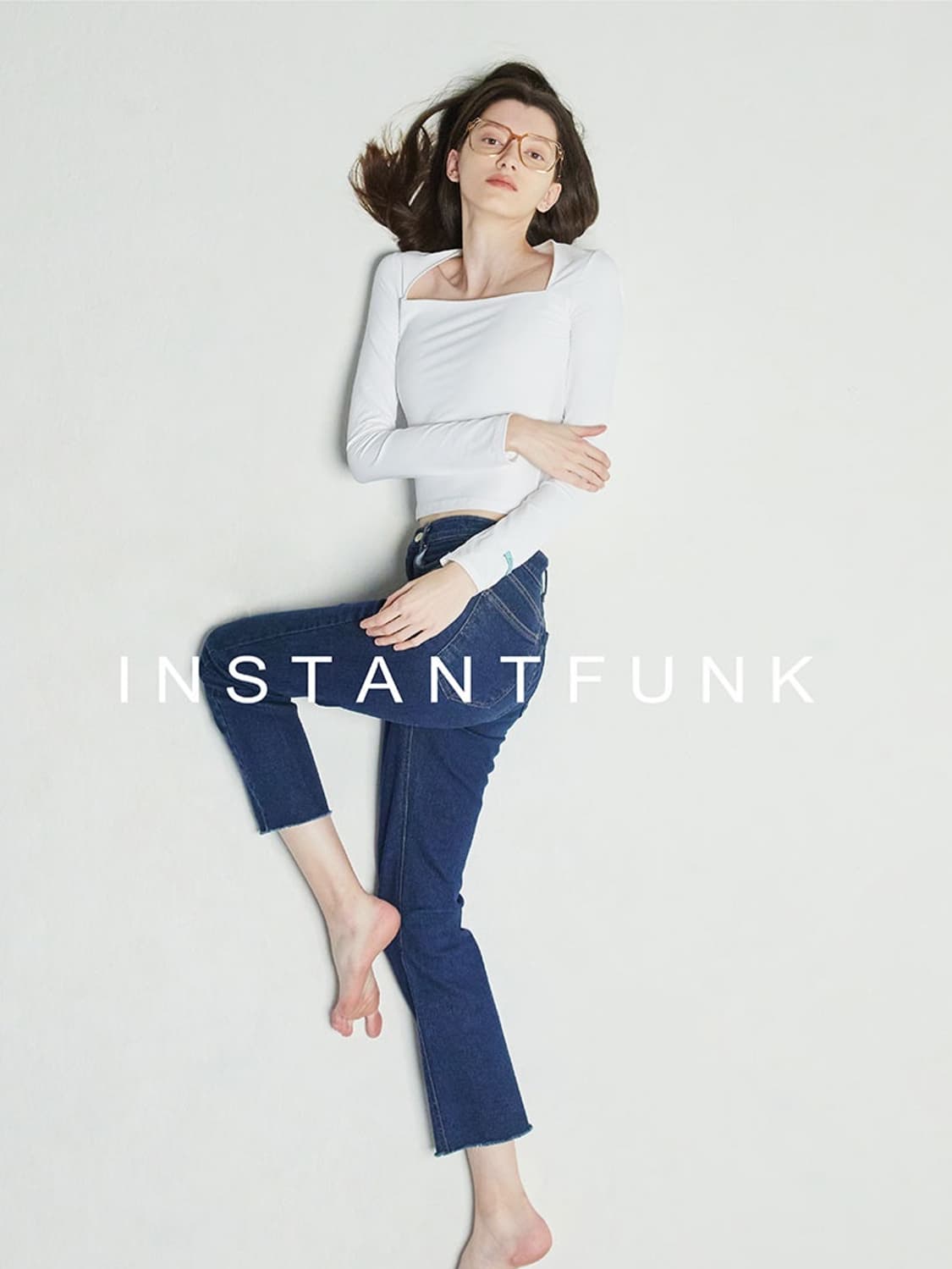 인스턴트펑크 22SS 스퀘어넥 롱슬리브 화이트 상품이미지3