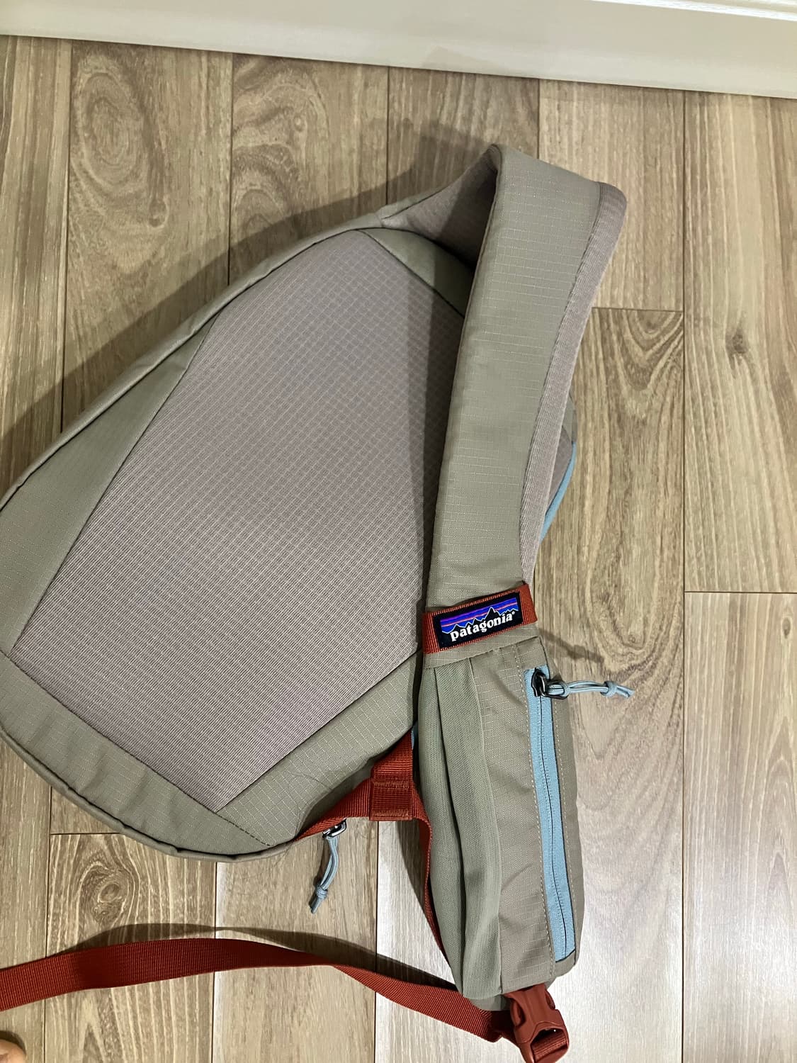 파타고니아 아톰 슬링백 8L 상품이미지4