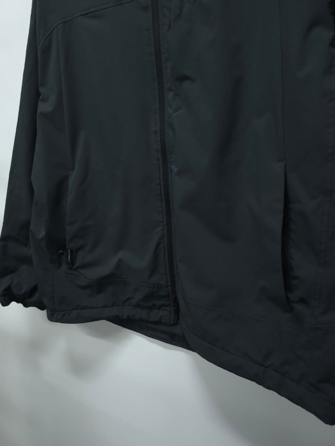 뉴발란스 투웨이 바람막이 자켓 (남성 상품이미지4