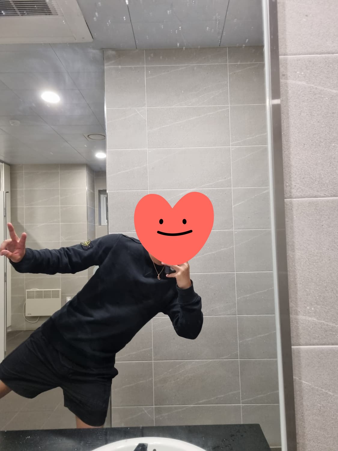 [M] 스톤아일랜드 블랙 맨투맨 상품이미지1