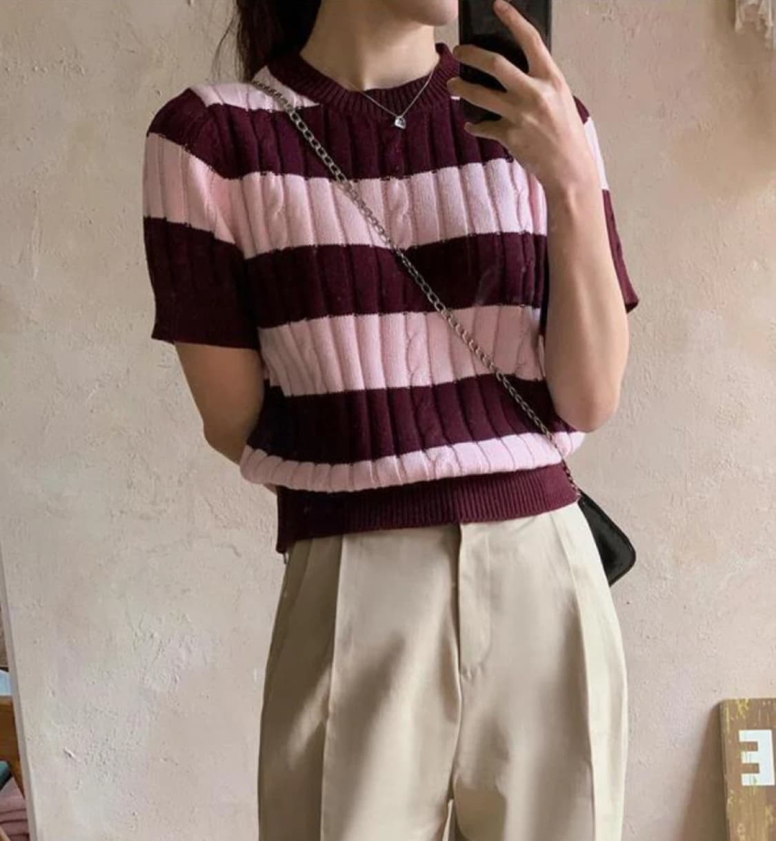 핑크-플럼빛 단가라 반팔 니트 상품이미지3