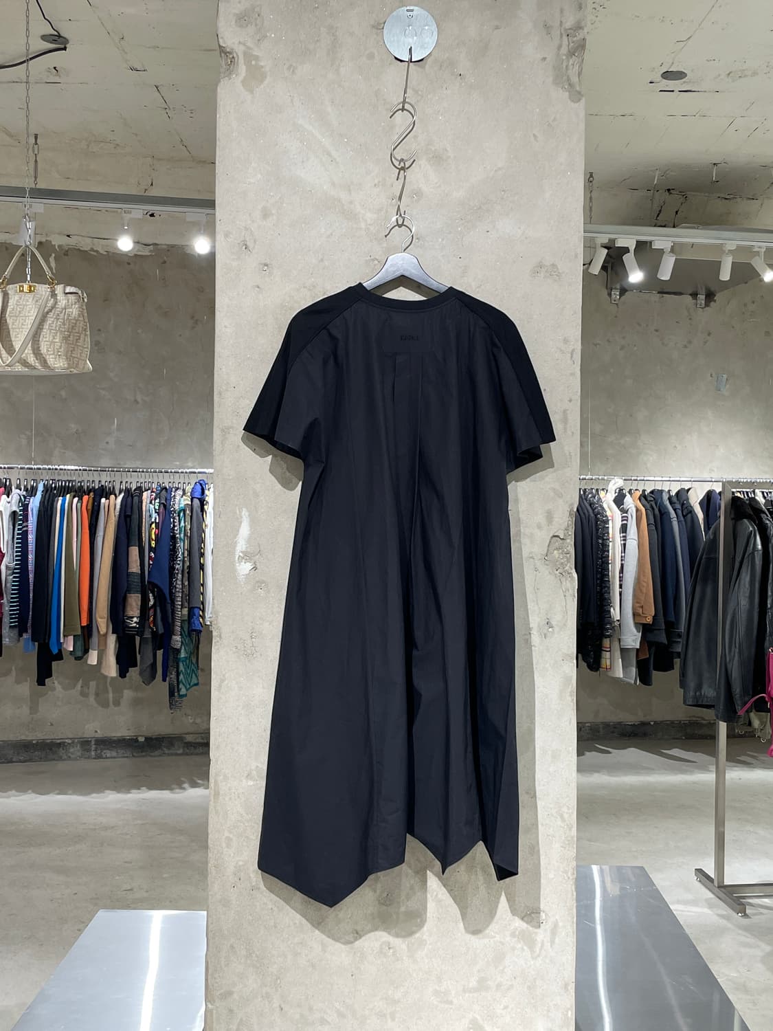 준지 22S/S 블랙 유 겟 오프 레이어드 코튼 원피스 상품이미지6