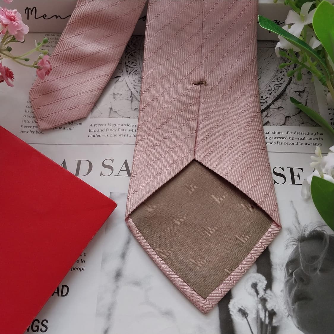 엠포리오 아르마니 실크 핑크 헤링본 넥타이 9cm A등급 K1515
 상품이미지7