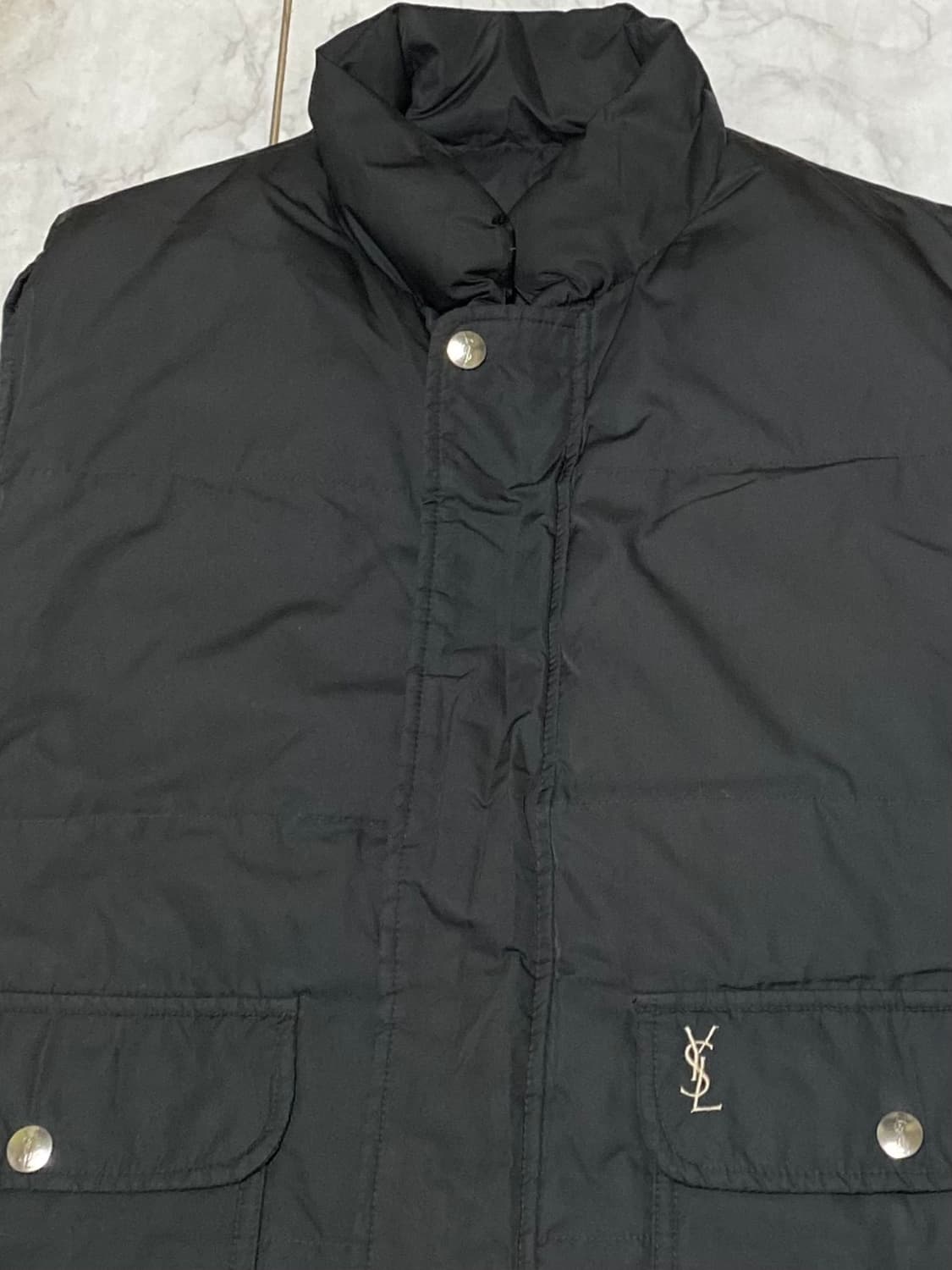 입생로랑 리버시블 양면 패딩조끼 105 상품이미지3