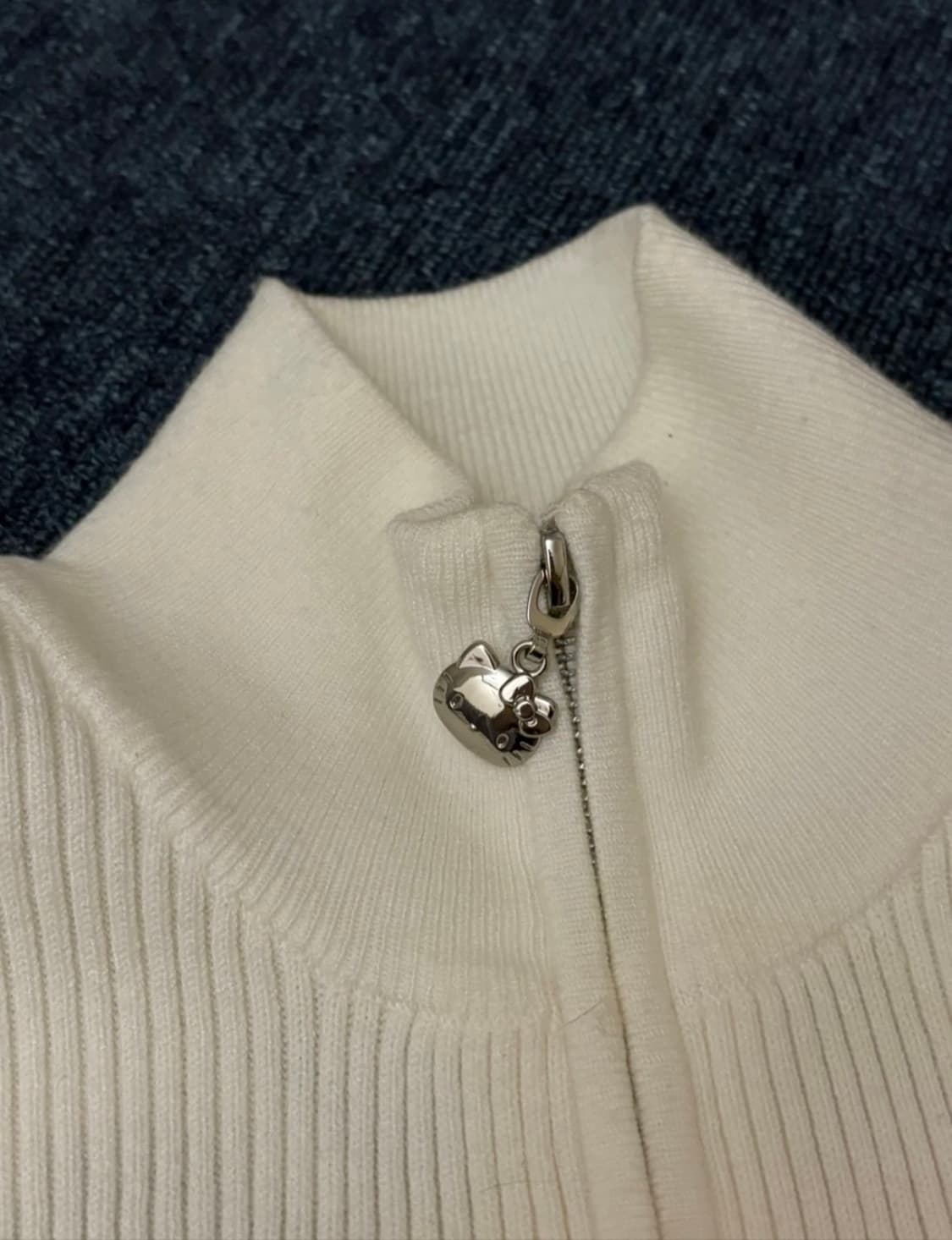 헬로키티지퍼!! 포에버21 X 헬로키티 집업 가디건 상품이미지2