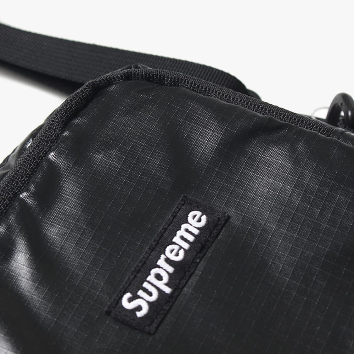  SUPREME "Black Shoulder Bag" 상품이미지5