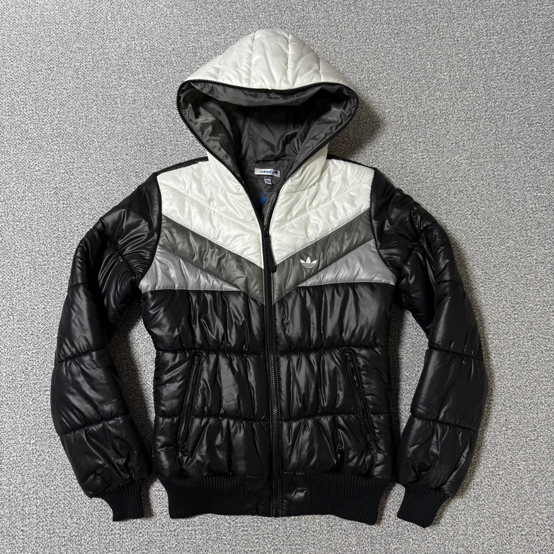 아디다스 파이어버드 후드 패딩 상품이미지2