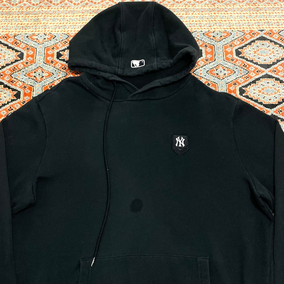 MLB 자수 로고 블랙 기모 후드티셔츠 남성105 상품이미지2