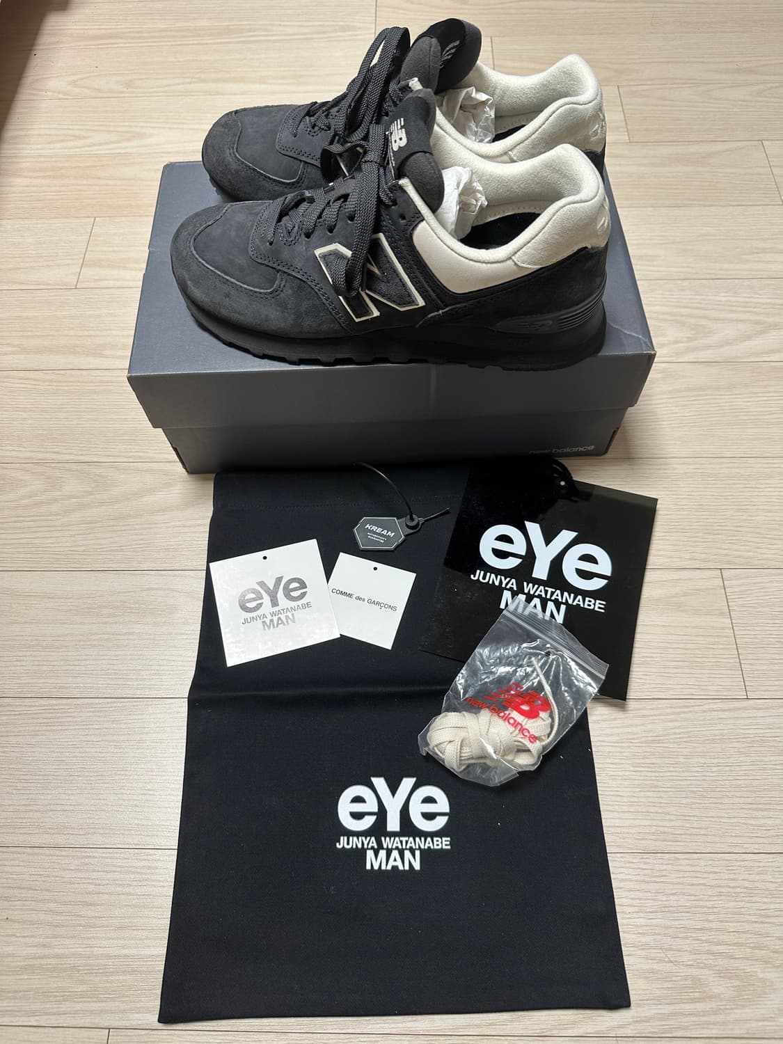 뉴발란스 준야 와타니메 574 블랙 스웨이드 스니커즈 상품이미지1