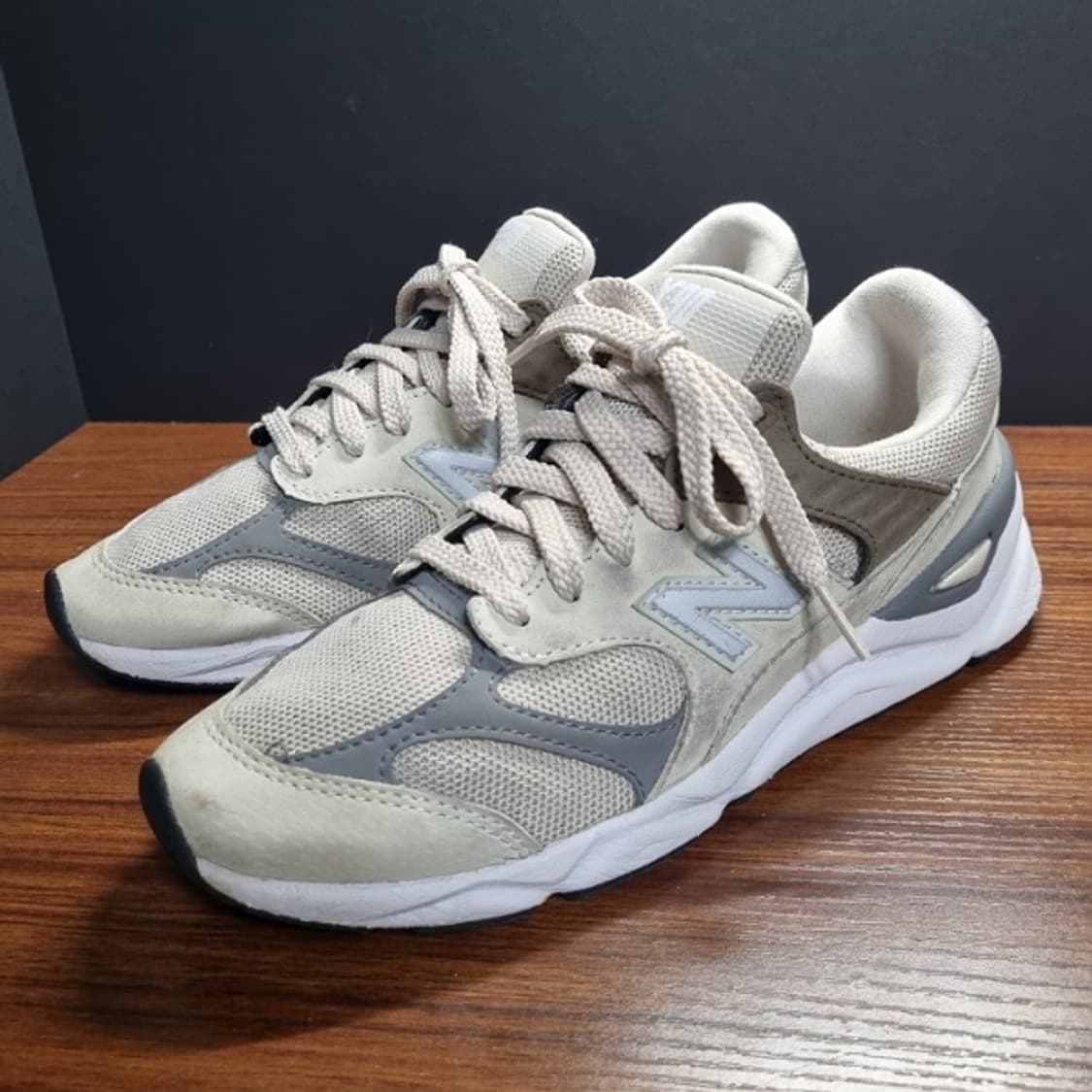 뉴발란스 X90 운동화 250 상품이미지1