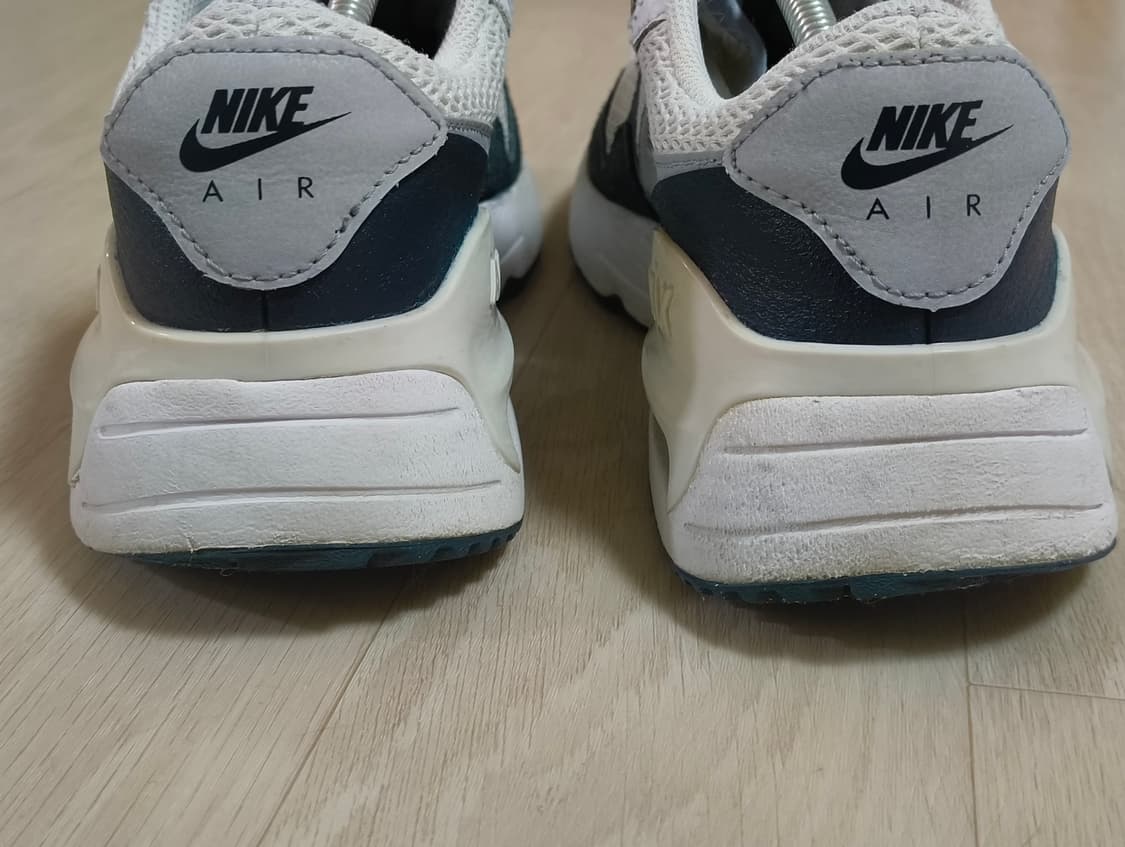 나이키 에어맥스 시스템 240사이즈 상품이미지5